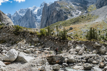 Obraz premium Trekking in the beautiful Nangma Valley (Yosemite of Pakistan), Kanday, Baltistan, Pakista