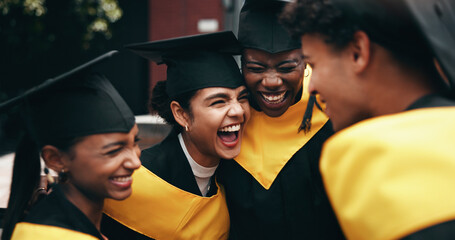 Obraz premium Education, excitement and graduation with group of friends on college or university campus together. Celebration, smile and success with happy graduate or student people cheering for milestone goals