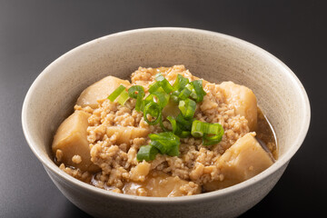 里芋のそぼろ餡