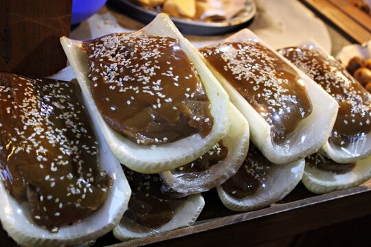 Its name is jenang debog or wajik debog which is very delicious and sweet.