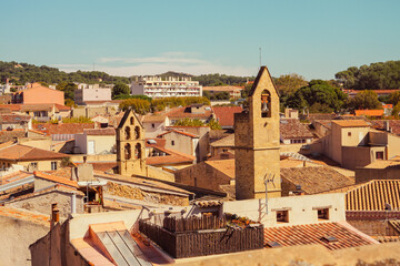 Obraz premium Eglises et toits de Salon de Provence