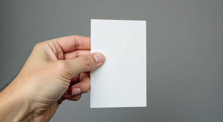 Fototapeta premium hand holding blank business card