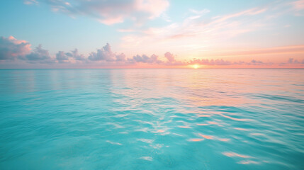 Obraz premium view of beautiful ocean view with clear water and sunrise