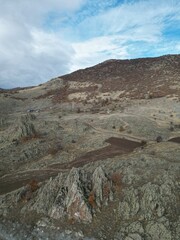 Obraz premium bare rocks nature autumn tree yellow