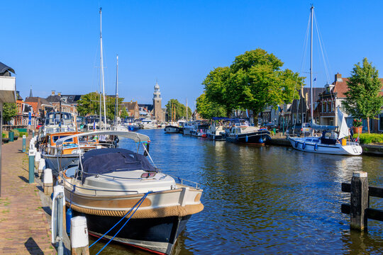 Der beliebte Hafen in Lemmer f&uuml;r Kleinboote und Yachten