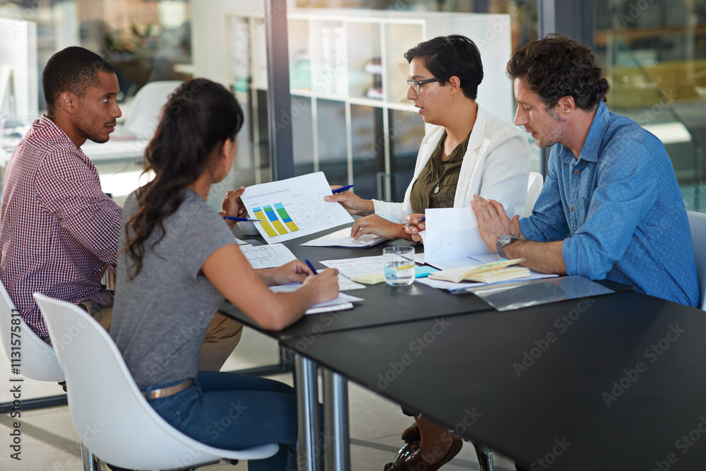 Aufkleber business people, analytics and statistics with chart for meeting, company results or strategy at off