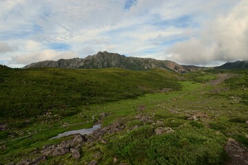 北アルプスの秘境雲ノ平の夕暮れ
