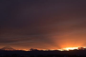 Fototapeta premium Orange Sky & Mountain-14