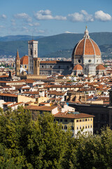 Fototapeta premium Blick vom Piazzale Michelangelo auf die Kathedrale von Florenz, Toskana, Italien