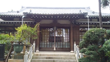 In Kanagawa Prefecture, Japan, there are hot springs and Chinatowns in tourist destinations such as...