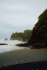 Fototapeta premium beach and rocks in the morning