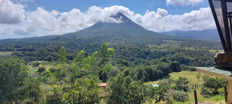 Beautiful view of the arenal volcano with jungle at front  in la fortuna costa rica