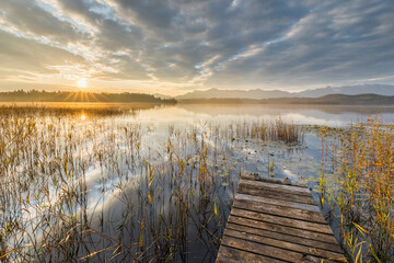 Sonnenaufgang am Staffelsee, Uffing, Allgäu, Bayern, Deutschland