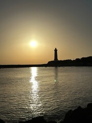 Fototapeta premium Phare de Vallières de Saint-Georges-de-Didonne au coucher de soleil