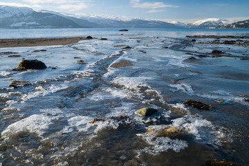 Obraz premium ice formation on a beach in norway
