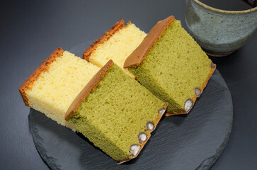 抹茶カステラと定番カステラ