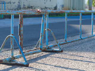 Fence lock and chain link