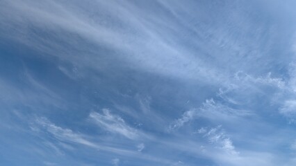 Fototapeta premium blue sky with thin clouds