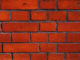 Ziegelwand in warmem, kräftigem Rotton