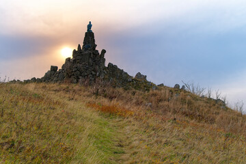 Das Fliegerdenkmal an der Wasserkuppe, der höchste Berg der Rhön, Biosphärenreservat Rhön,...