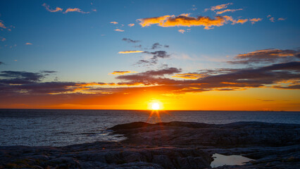 Obraz premium Atlantikstraße in Norwegen im Sonnenuntergang