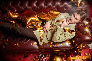 golden confetti party