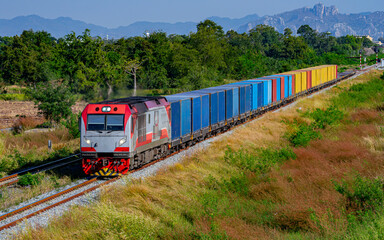 Fototapeta premium freight Container train num 560 at Saraburi, Thailand 