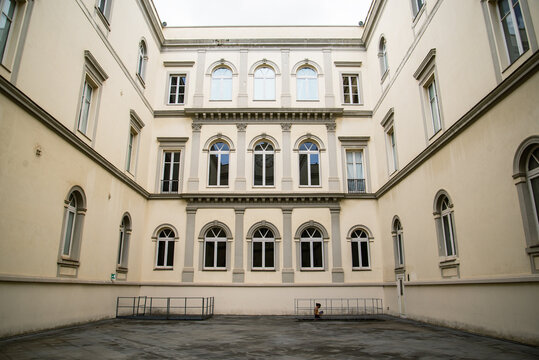 Mother Museum of Contemporary Art in the 19th century Palazzo Donnaregina in via Settembrini