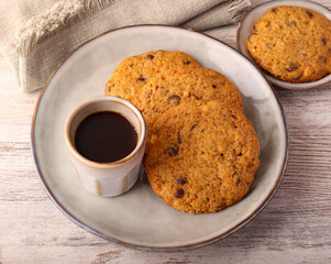 Chocolate and walnut cookies