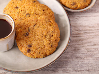 Chocolate and walnut cookies