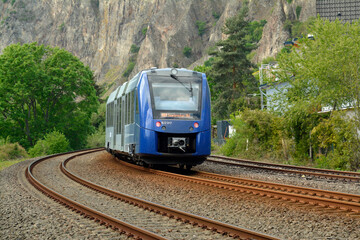 Naklejka premium eisenbahn im nahetal bei bad münster am stein-ebernburg