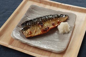 鯖の塩焼き
