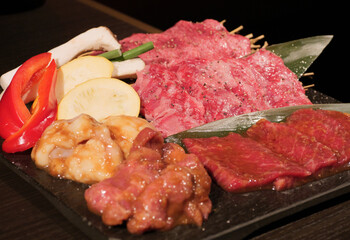 焼肉　盛り合わせ