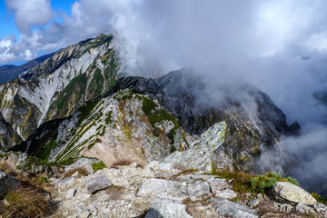 登山　山肌