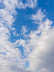 Fototapeta premium 冬の雲が多い空01