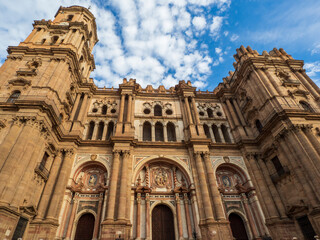 Fototapeta premium Fachada principal de la catedral de Málaga