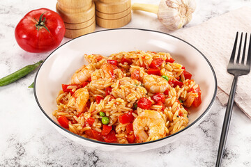 Italian pasta orzo with prawn