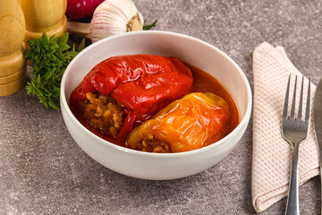 Stuffed bell pepper with meat