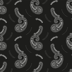 Obraz premium Seamless pattern with white Paisley motifs on black background. Traditional indian monochrome repeat design.