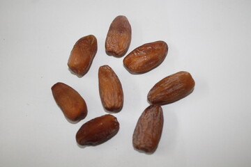 Obraz premium Dried date palm fruits or kurma, ramadhan food