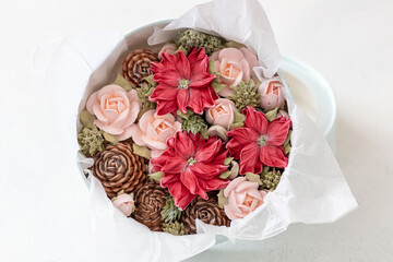 Festive zephyr in the form of tangerines, cotton, cones and flowers. A treat for the holiday.