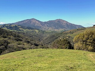 view of the top of Mount Diablo (California USA)