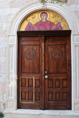 Porte de l église orthodoxe
