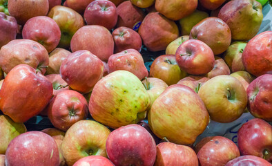 Vibrant Red Apples at the Market