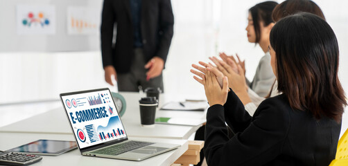 E-commerce data software provide modish dashboard for sale analysis to the online retail business