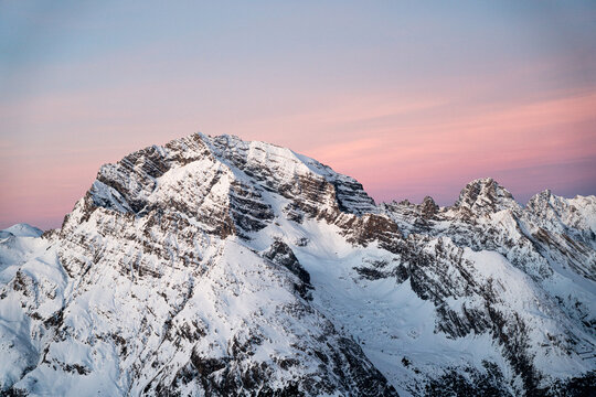 Mountains in the Morning Glow (Piz Ela / Berg&uuml;n) 