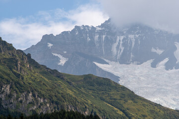 Fototapeta premium Beautiful Alpine mountain landscape in Switzerland.