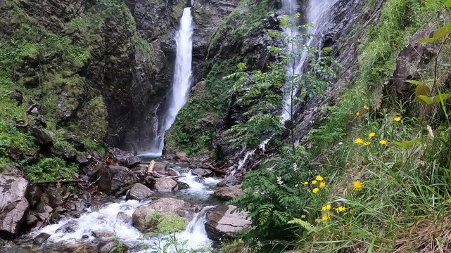 Cascade d'Enfer, Cascade Cau, Vall&eacute;e du Lis