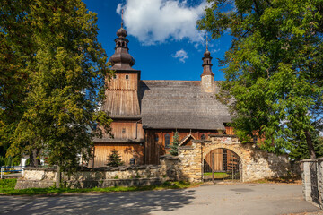 Zabytkowy drewniany kościół pw. Narodzenia Najświętszej Maryi Panny w miejscowości Krużlowa Wyżna. © Jacek
