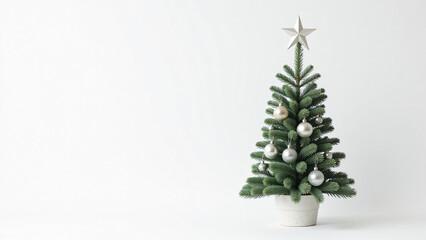 &Aacute;rboles de Navidad Minimalistas en Fondo Blanco